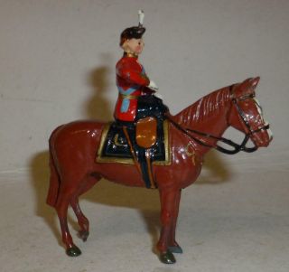 Britains Vintage Lead 2065 Model Of H M The Queen Mounted - 1950 