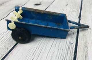Vintage Ford Manure Spreader By Ertl Co 1/16th Scale Made In Usa Pressed Steel