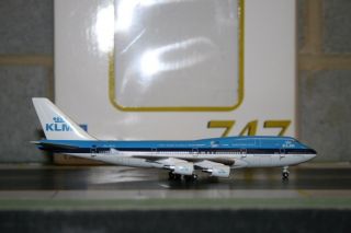 Aeroclassics Hangar Club 1:400 Klm Boeing 747 - 400 Ph - Bfu " World Click " (acphbfu)