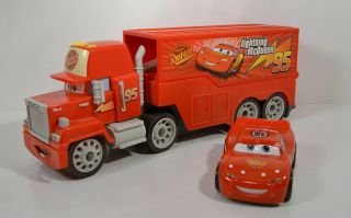 Shake N Go Lightning Mcqueen Mack Car Hauler Ramp Toy Disney Cars Fisher Price