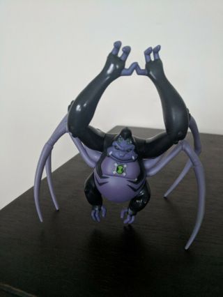 Ultimate Spidermonkey 4 Inch Figure Ben 10 With Omnitrix Disc