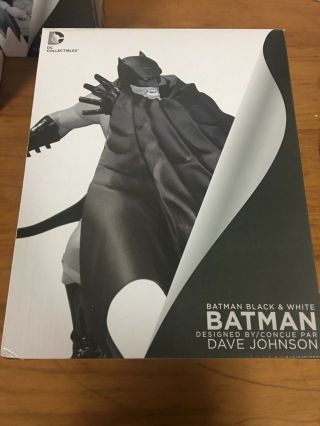 Dc Collectibles Batman Black And White Statue By Dave Johnson