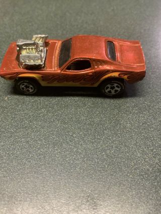1970 Mattel Hot Wheels Roger Dodger Plymouth Dodge Cuda Red Yellow Flame 2
