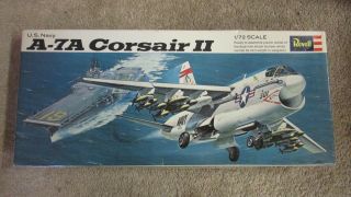 Vintage Revell Us Navy A - 7a Corsair Ii Model Kit - 1/72 Scale - H - 114:130 (g 60)