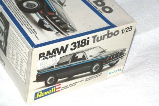 Revell BMW 318i Turbo 1:25 Scale Model 2