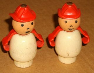 2 Rare Vintage 1961 Fisher Price Snorky Fire Engine Pull Toy Firemen