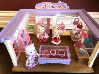 Calico Critters Sylvanian Families Boutique Store Playset With 3 Critters