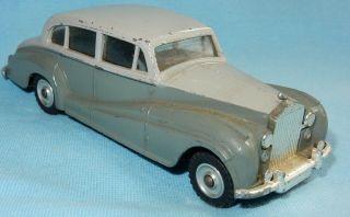 Dinky Toys Ford Rolls Royce Silver Wraith No 150 No Box