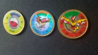 Pokemon Battling Coin Game With 3 Coins Moltres Spearow Electrode Hasbro 1999 3
