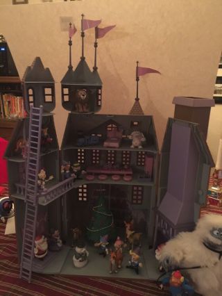 Santa’s Castle Rudolph The Red Nosed Reindeer Island Of Misfit Toys Playset