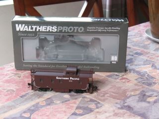 Southern Pacific Sp C - 30 - 1 Wood Caboose Walthers Proto Ho