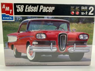 Amt 1/25 Scale 1958 Ford Edsel Pacer Boxed Model Kit