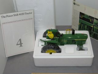 John Deere Precision Classics 4 Power Shift 4020 Tractor 1:16 Ertl Nib