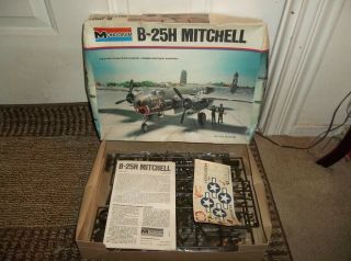 Vintage 1977 Monogram 5500 B - 25h Mitchell Bomber Large 1/48 Complete Kit