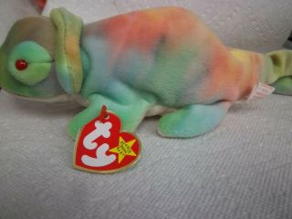 Ty Beanie Baby Rainbow The Chameleon Dob October 14,  1997 (b - 1141)