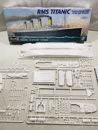 Revell 1:570 Rms Titanic Ocean Liner Model Plastic Ship Kit Ready To Ship M25