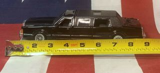 Ford Lincoln Black Stretch Limousine Town Car Die - Cast 1:24 Please Make Offer