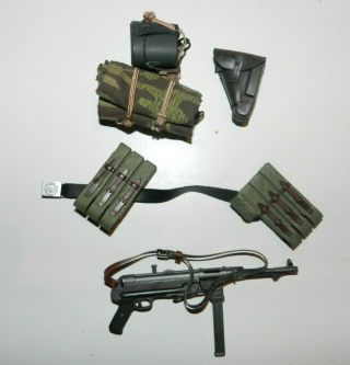 1/6 Scale,  Dragon,  Ww2 German Mp40 Weapons Set,  W/leather Strap & Pouches