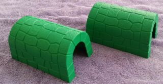 2 Thomas And Friends Green Tunnel 6 1/4 Inch Long X 3 7/8 Wide X 3 1/4 Tall