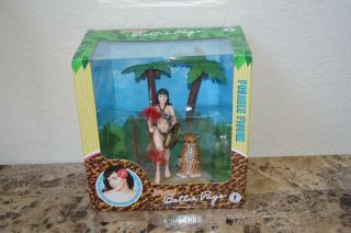 2000 Dark Horse Bettie Page Jungle Action Figure Never Opened