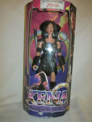 Xena Warrior Princess,  12 " Doll,  Collector Series,  1998 Toybiz