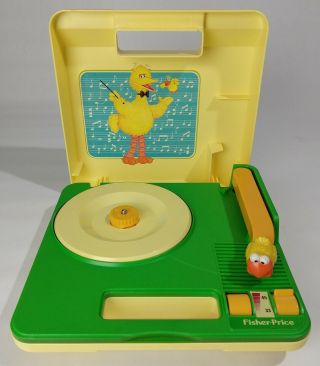 Vintage 1983 Fisher Price Sesame Street Big Bird Record Player 45/33 Speed