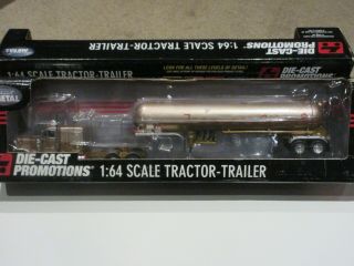 1/64 Diecast Promotions - Dcp 32518 Farmers Oil - Mamma Cried