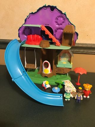 Daniel Tigers Neighborhood 3 In 1 Treehouse Playset Near Complete Accessories