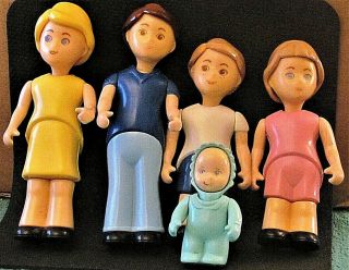 Little Tikes Vintage Dollhouse Complete Family Of Dolls Dad Mom Boy Girl Baby