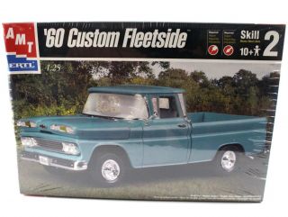 1960 Custom Fleetside Truck Amt Ertl 1:25 Model Kit 6310 Box