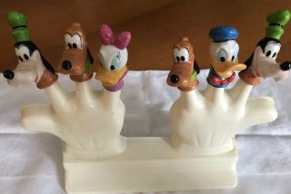 6 Disney Finger Puppets: Goofy,  Donald And Daisy Duck,  Ceramic,  By Enesco