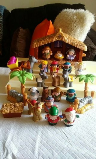 2002 Fisher Price Little People Deluxe Christmas Story Nativity Set With