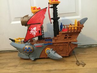 2015 Fisher Price Imaginext Shark Bite Pirate Ship With Shark Figure