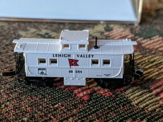 Z Scale Micro Trains,  Kadee,  Lehigh Valley Caboose