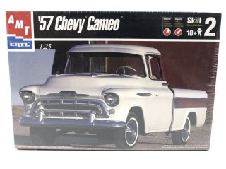 1957 ’57 Chevy Cameo Pickup Truck Amt Ertl 1:25 Model Kit 6308