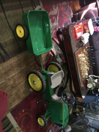 John Deere Tractor 8360r Kids Pedal Car Ertl Metal