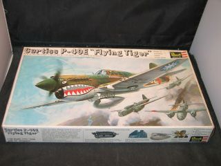 Revell Curtiss P 40 Flying Tiger 1:32 Scale Open Box Model Kit H283:200 " 1967 "