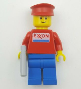 Lego Minifigure Minifig Exxon Logo Gas Station Worker Exx002 6696 6375
