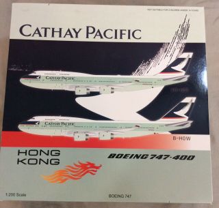 Blue Box 1/200 Cathay Pacific 747 - 400 Vr - Hot Bboxcath888