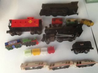 Vintage Lionel 8300 Steam Locomotive Train Engine,  Caboose And Coal Tender Toys