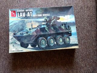 Amt/ertl General Motors Lav - At Anti Tank 1/35 Scale Armor Tank Model Kit Opened