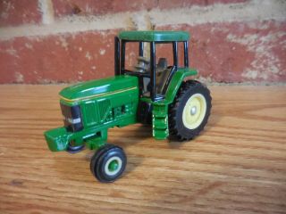 Ertl 1/64 John Deere 7800 Tractor Farm Toy Collectible