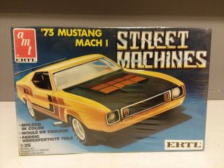 Vintage Amt 1973 Mustang Mach 1 Model Car Kit 1/25