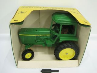 Vintage Ertl John Deere Model  4430  Tractor W/box 1/16 Scale