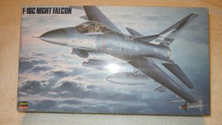 Hasegawa F - 16c Night Falcon 1/48 Scale Model Kit