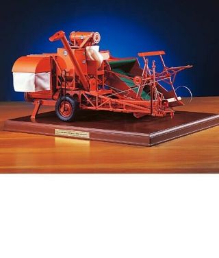 1/12th Allis Chalmers 60a All Crop Harvester From Franklin Sku: B11a114