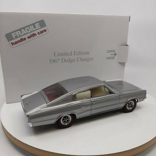 Danbury 1967 Dodge Charger,  Limited Edition,  Silver 1/24
