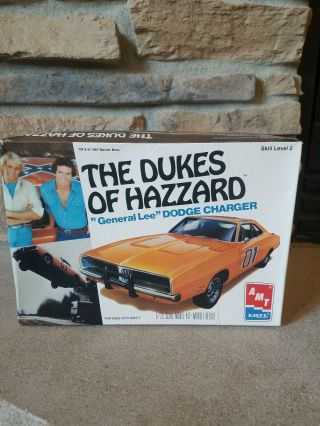 Amt/ertl 1/25 Scale The Dukes Of Hazzard General Lee Dodge Charger Model Kit