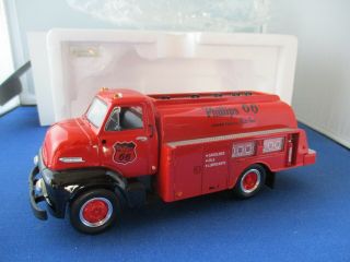 First Gear Phillips 66 - 1953 Ford C - 600 Wi Tanker Body Truck