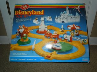 Disneyland Playset Vintage Playmates 12 Figures Walt Mickey Donald Duck 1986